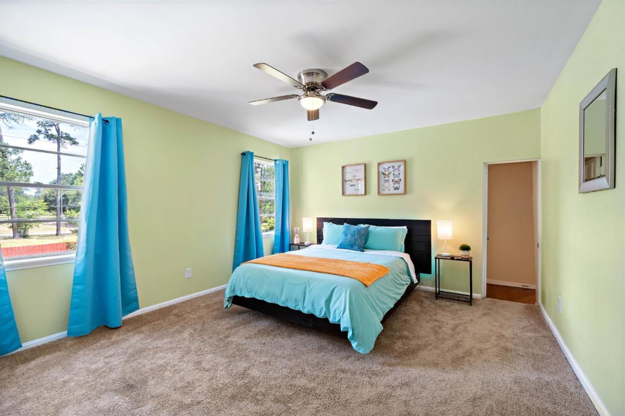 Villa Pool Oasis Games Wifi Bbq Yard Sleep 16 Houston Exterior foto